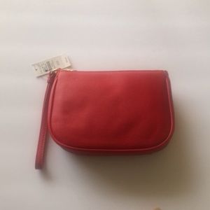 Flash Sale🎉Cute Red 100% Leather Wristlet ❤️